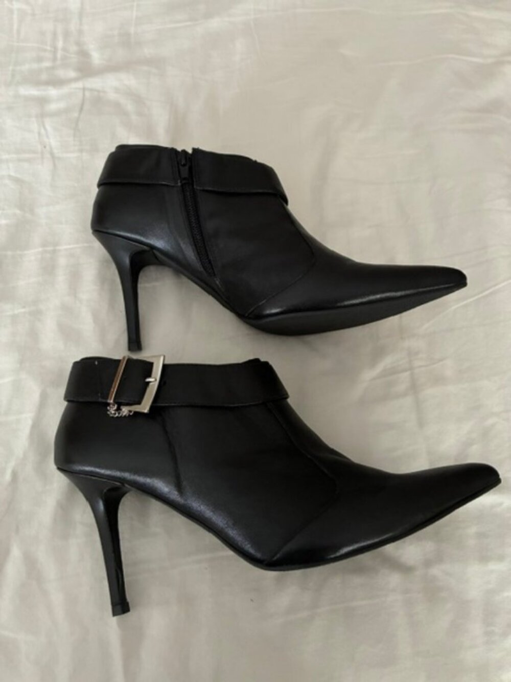 NWOB Vintage Vigotti Black Leather Pointed Buckle Bootie Heel Rare 11.5M